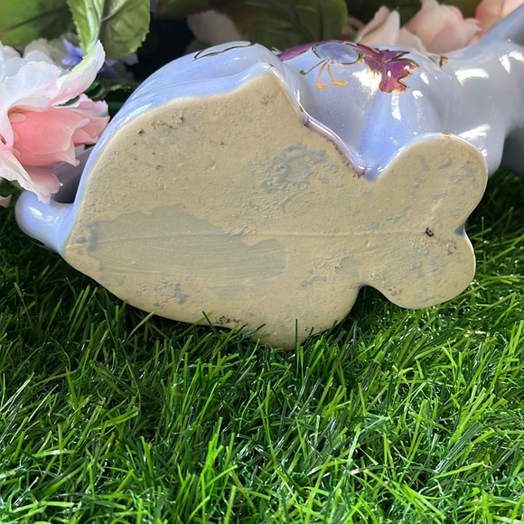 Vintage PURPLE Floral Sitting Cow Creamer 5.5". Gold Trim & Flowers. MINT - Picture 6 of 8